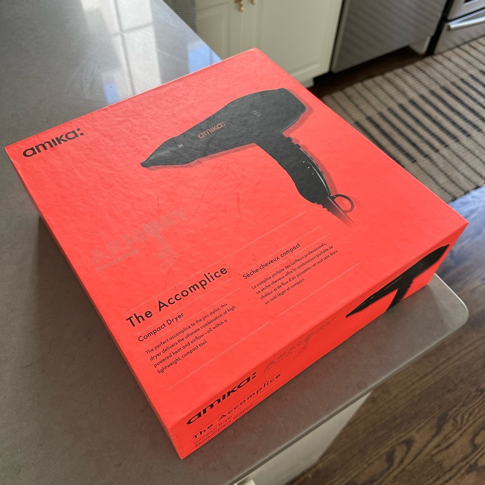 Amika Accomplice Hair Dryer